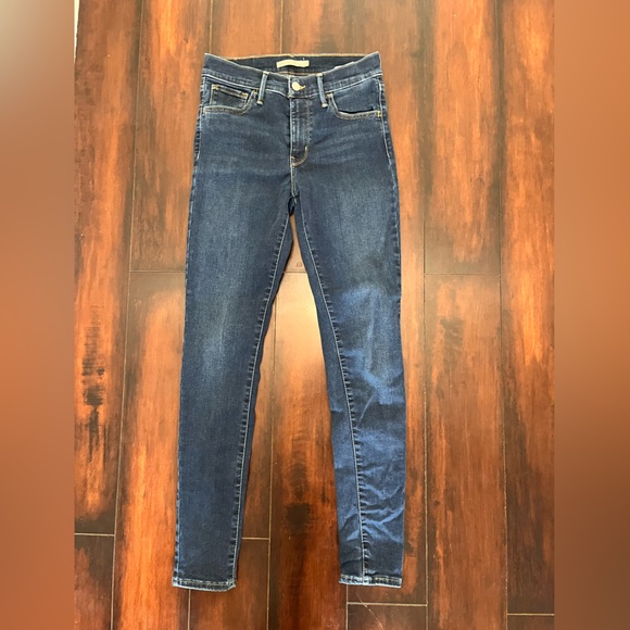 Levi’s skinny jeans - Picture 3 of 3